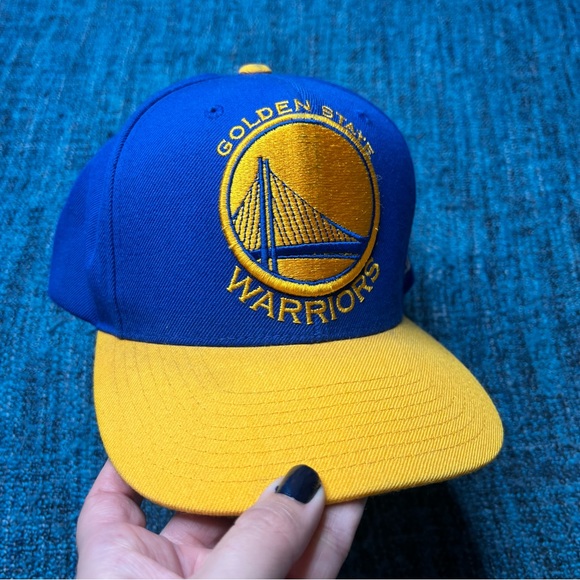 Mitchell & Ness 2015 Golden State Warriors Snap Back Hat in Blue Yellow - Picture 2 of 11